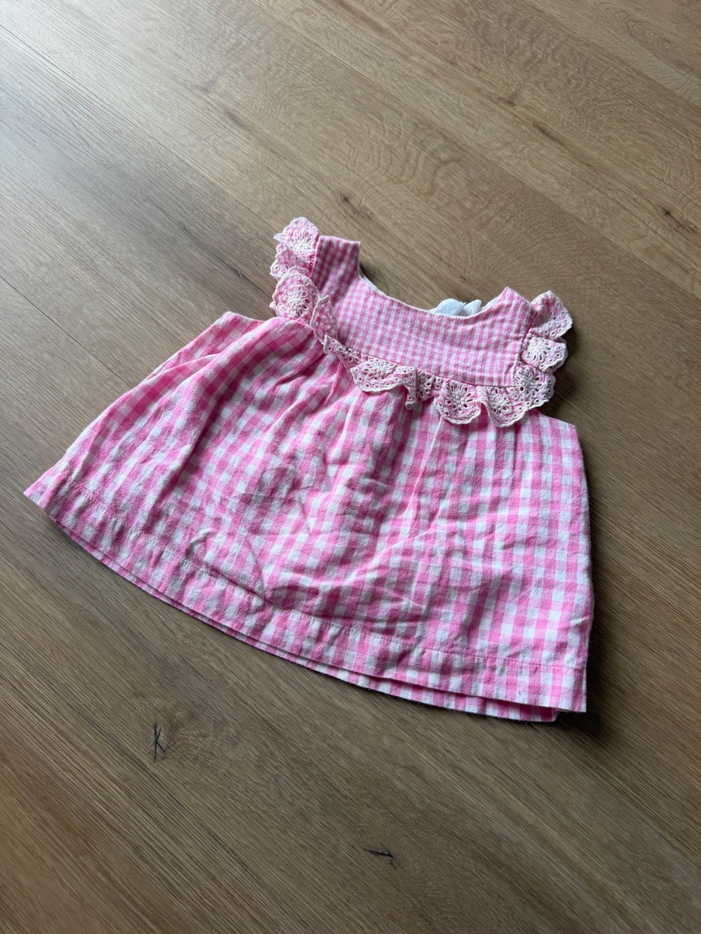 GAP Pink Gingham tank with Lace Trim